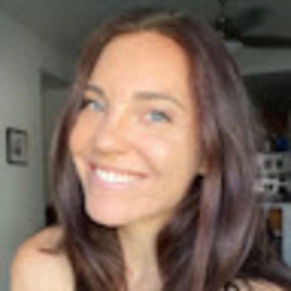 Meet your Posher, Michele - Picture 1 of 1